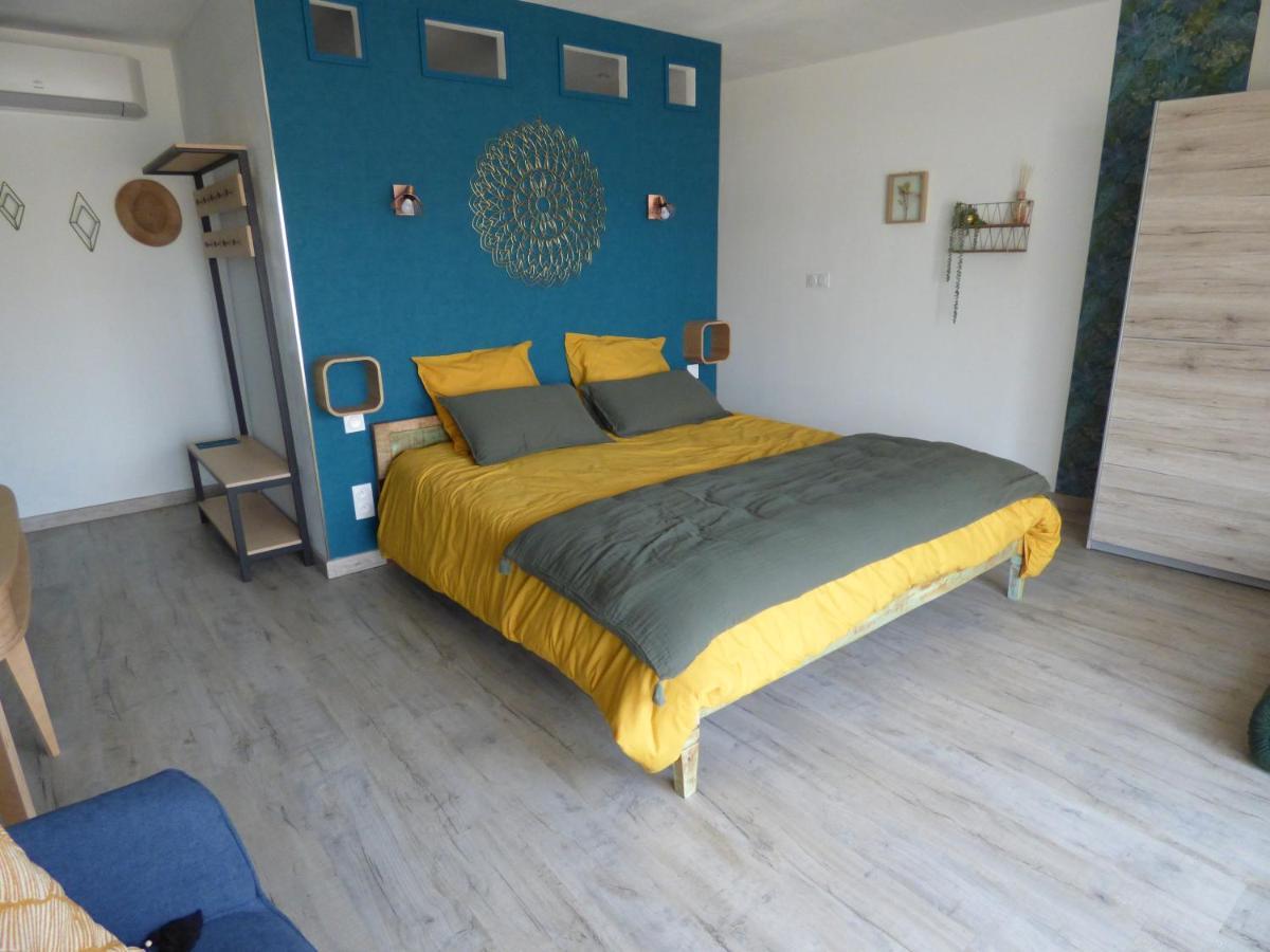 La villa du saule Salles-dʼAude Extérieur photo